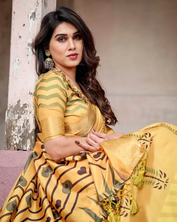 Golden_Yellow_Digital_Printed_Saree_with_Abstract_Patterns_and_Tassel_Detailing