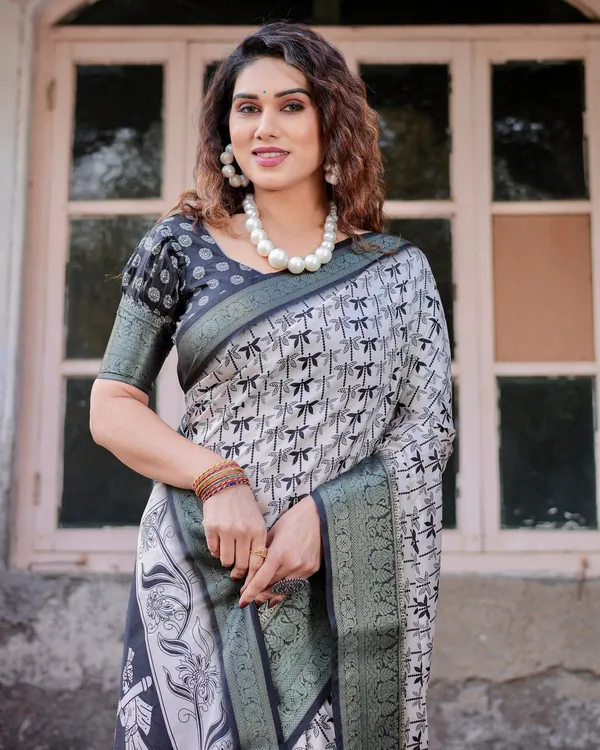 Monochrome_White_and_Black_Tussar_Silk_Saree_with_Tribal_Art_Motifs_and_Zari_Border