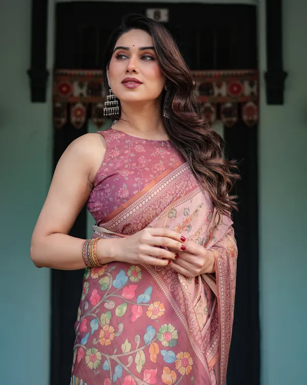 Blush_Pink_Handloom_Cotton-Linen_Saree_with_Floral_Motifs_and_Artistic_Pallu