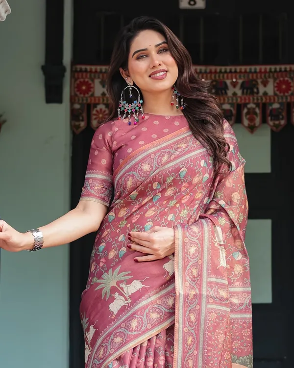 Mauve_with_Floral_Motifs_Linen_Cotton_Handloom_Printed_Saree,_Pastoral_Scene_Pallu,_and_Tassels