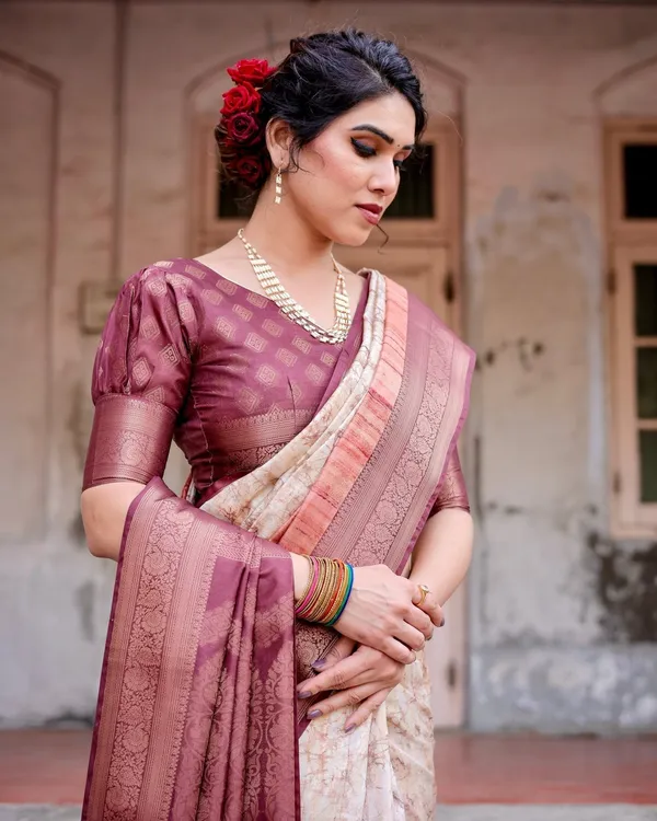 Marble-Print_Banarasi_Silk_Saree_in_Deep_Maroon_with_Zari_Weaving_and_Tassels
