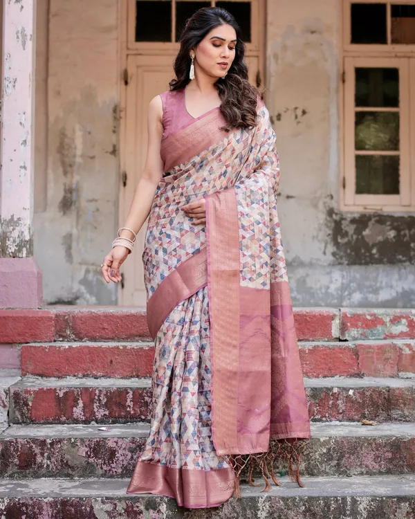 Beige_and_Pink_Geometric_Print_Banarasi_Silk_Saree_with_Zari_Weave_and_Tassel-Embellished_Pallu