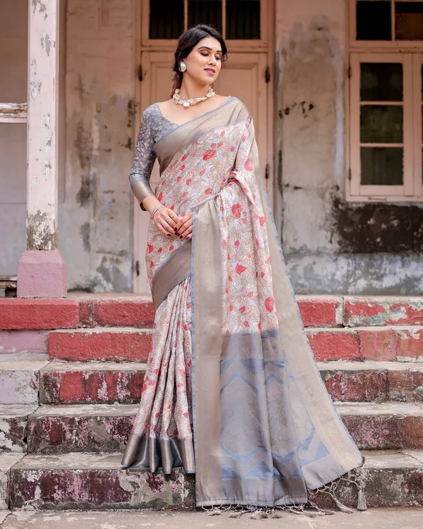 Elegant_Grey_Banarasi_Silk_Saree_with_Intricate_Floral_Design_and_Zari_Weave