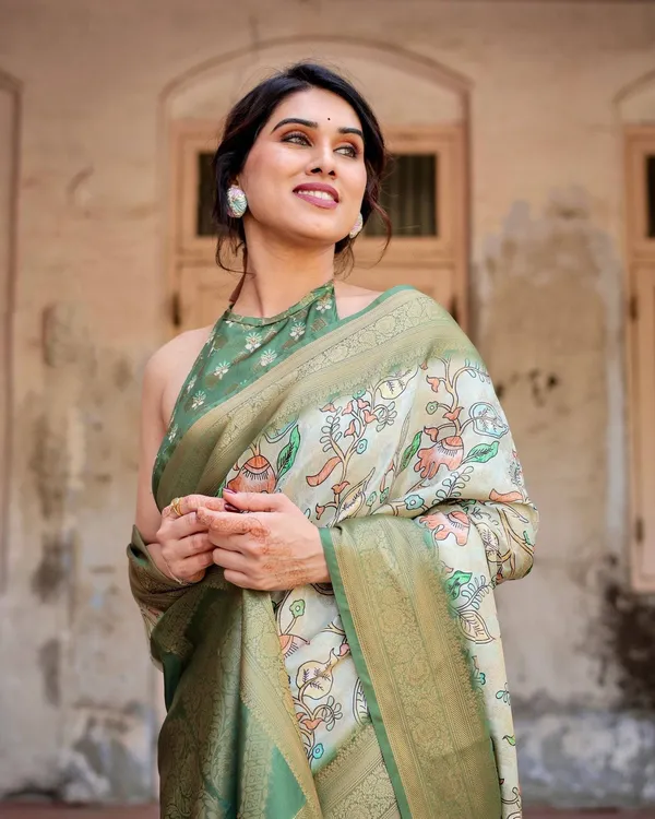 Timeless_Green_Banarasi_Silk_Saree_with_Zari_Weaving_and_Tassels