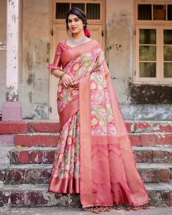 Graceful_Peach_and_Pink_Banarasi_Silk_Saree_with_Zari_Weave_and_Tassels