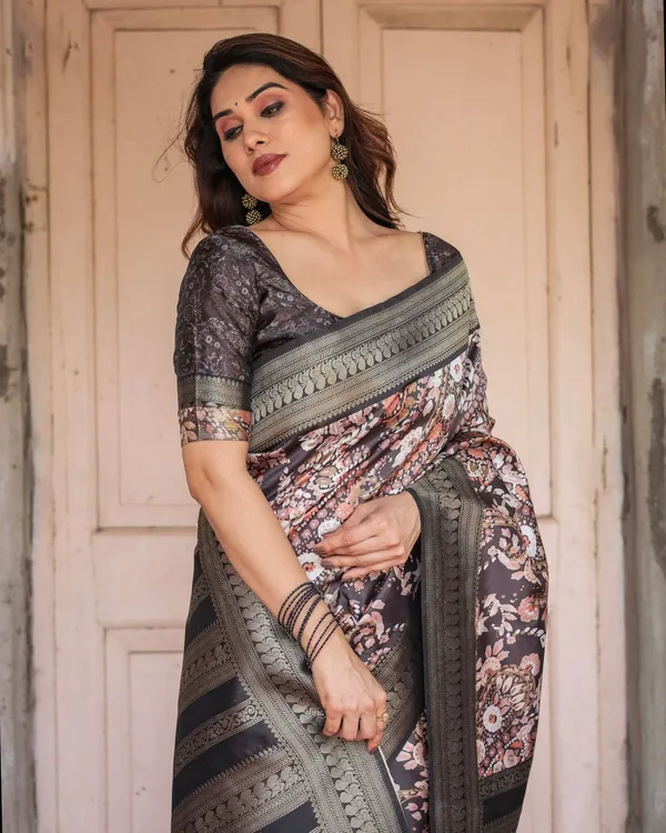 Elegant_Black_and_Peach_Banarasi_Silk_Saree_with_Zari_Border_and_Tassels
