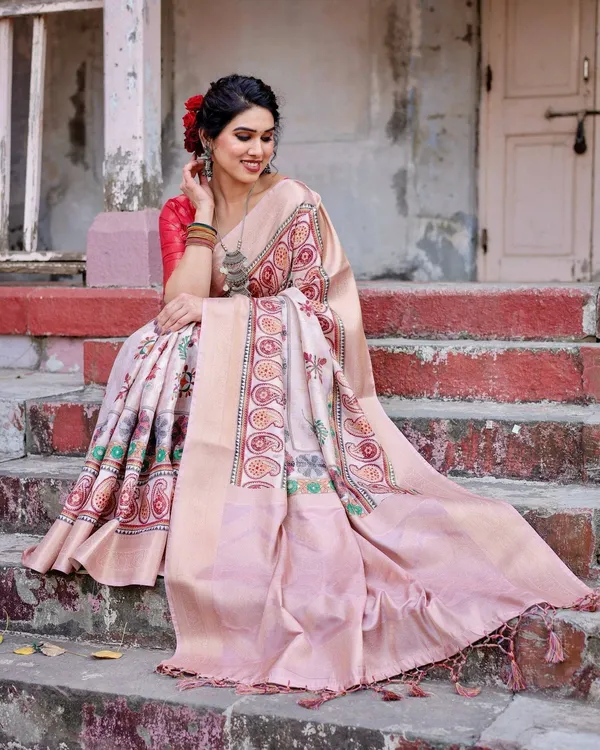 Peach_Banarasi_Silk_Saree_with_Intricate_Paisley_and_Floral_Design