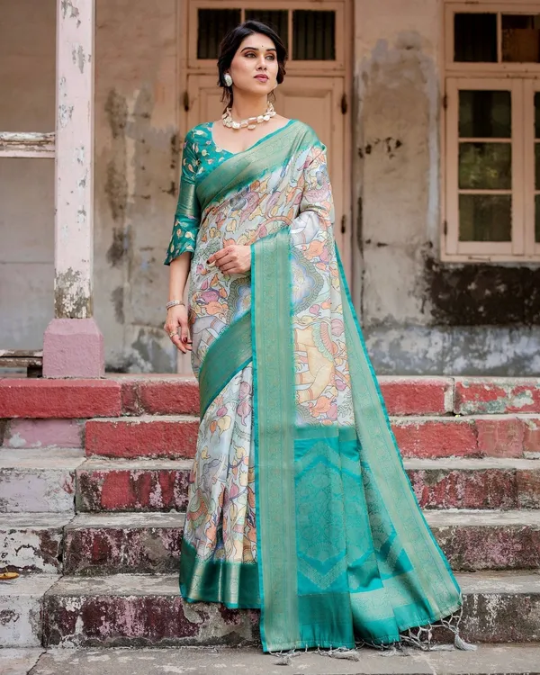 Graceful_Green_Banarasi_Silk_Saree_with_Vibrant_Motifs_and_Zari_Woven_Pallu