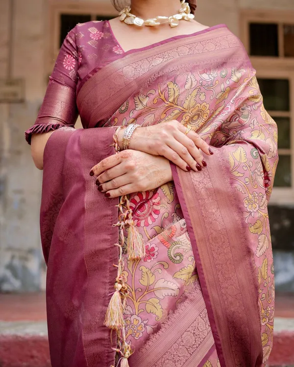 Elegant_Pink_Banarasi_Silk_Saree_with_Floral_Zari_Weaving_and_Tassel-Embellished_Pallu