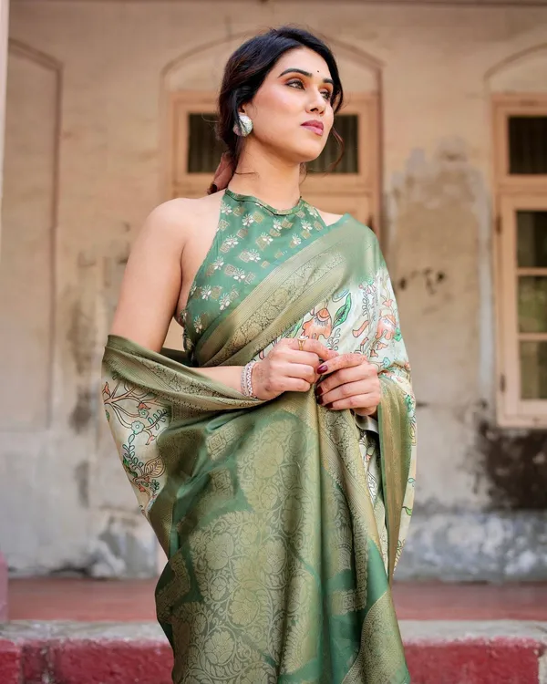 Timeless_Green_Banarasi_Silk_Saree_with_Zari_Weaving_and_Tassels