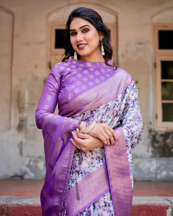 Lavender_and_White_Geometric_Floral_Digital_Print_Banarasi_Silk_Saree_with_Zari_Weave_and_Tassel-Embellished_Pallu