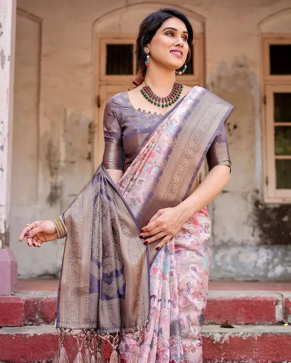 Graceful_Lavender_Banarasi_Silk_Saree_with_Regal_Zari_Weave_and_Tassel_Detailing