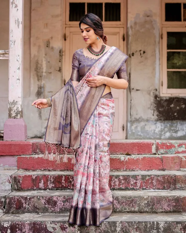 Graceful_Lavender_Banarasi_Silk_Saree_with_Regal_Zari_Weave_and_Tassel_Detailing