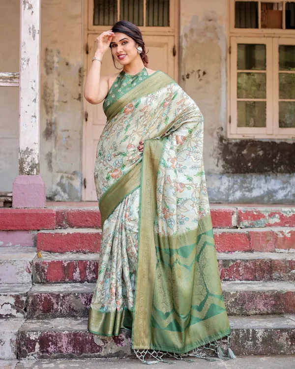 Timeless_Green_Banarasi_Silk_Saree_with_Zari_Weaving_and_Tassels