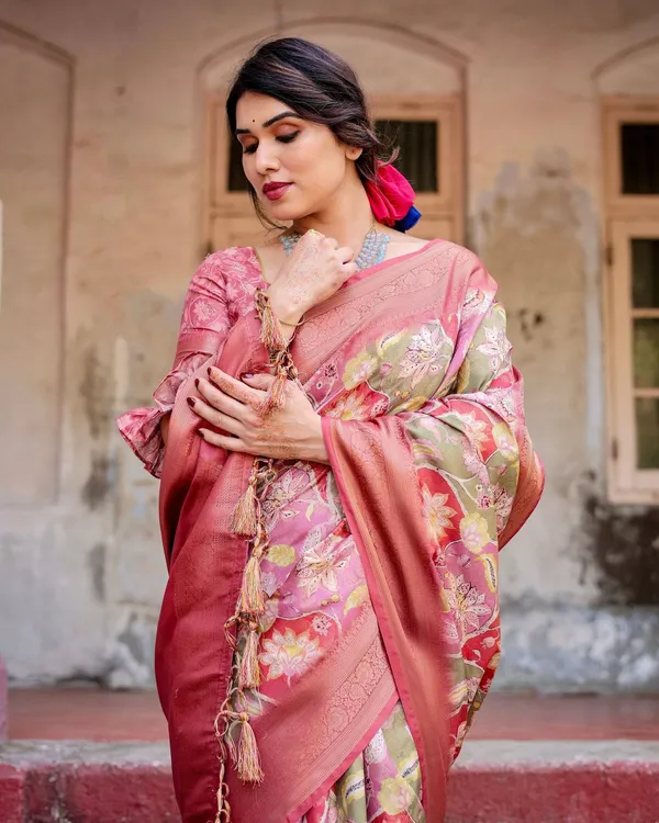 Graceful_Peach_and_Pink_Banarasi_Silk_Saree_with_Zari_Weave_and_Tassels