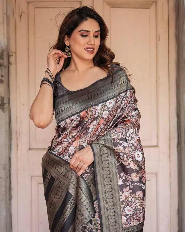 Elegant_Black_and_Peach_Banarasi_Silk_Saree_with_Zari_Border_and_Tassels