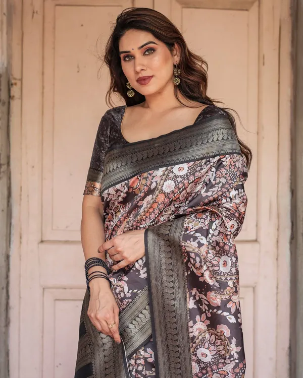 Elegant_Black_and_Peach_Banarasi_Silk_Saree_with_Zari_Border_and_Tassels