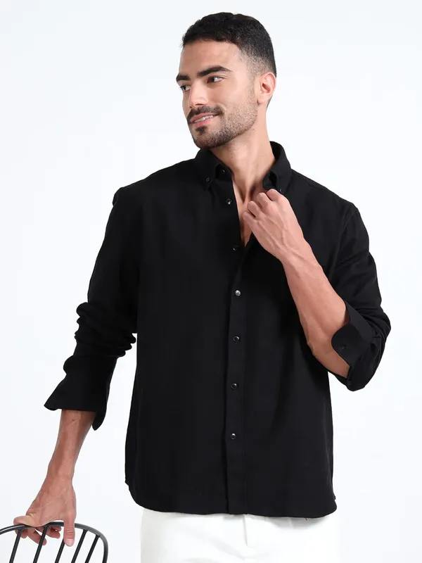 Black_Linen_Premium_&_Elegant_Full_Sleeve_Casual_Shirt_For_Men
