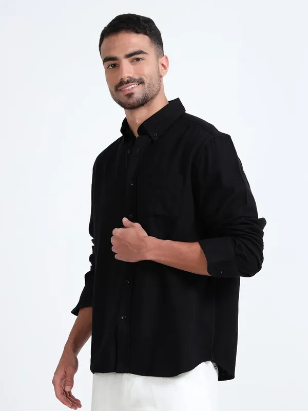 Black_Linen_Premium_&_Elegant_Full_Sleeve_Casual_Shirt_For_Men