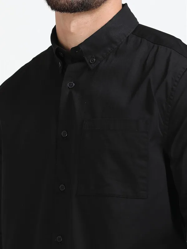 Black_Cotton_Premium_&_Elegant_Full_Sleeve_Casual_Shirt_For_Men