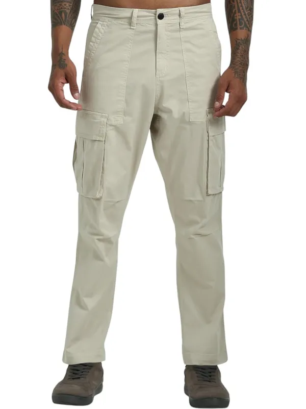 Off_White_Cotton_Premium_&_Elegant_Full_Length_Casual_Cargo_For_Men