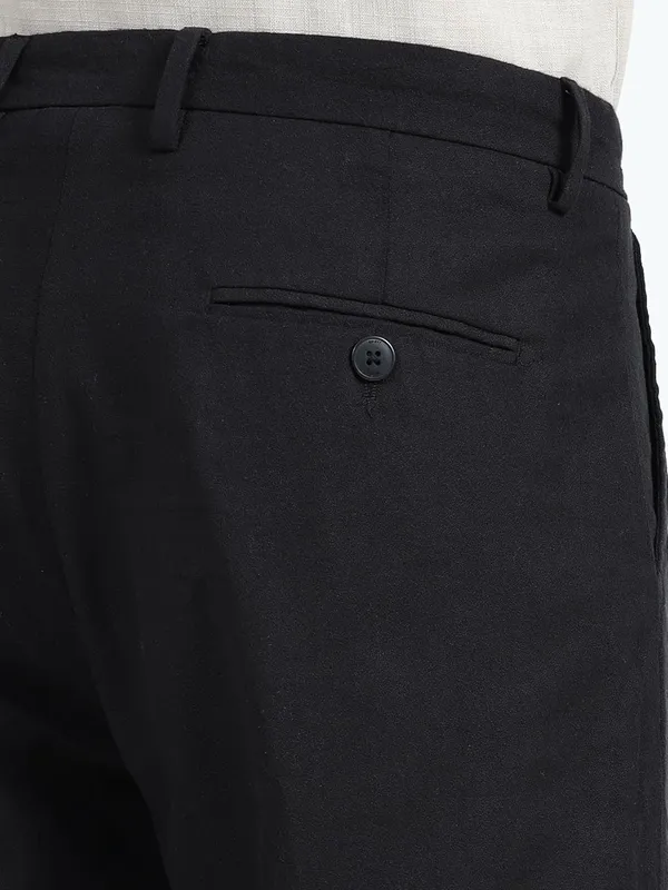 Black_Cotton_Linen_Premium_&_Elegant_Full_Length_Casual_Trouser_For_Men