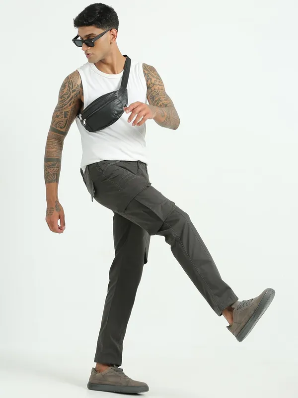 Olive_Green_Cotton_Waist_With_Side_Pockets_Cargo_Casual_Cargo_For_Men