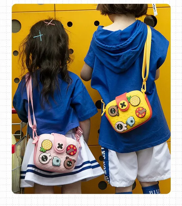 Kids_DIY_Cartoon_Shoulder_Bag_–_Cute_Pop_Badge_Sling_Bag_with_Customizable_Designs_for_Girls_&_Boys_(Handbag_/_Crossbody_/_Backpack_Style)_Multicolor_(_As_per_availability_)