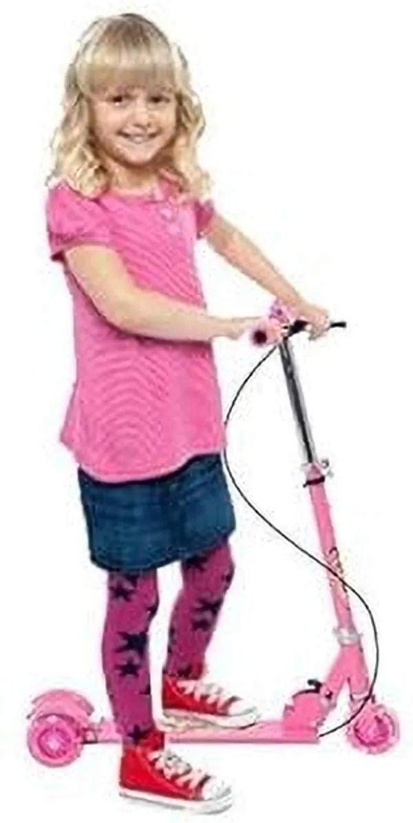 Pink_Three-Wheeled_Kids_Foldable_Scooter_Tricycle_For_Fun_In_The_Indoors_And_Outside