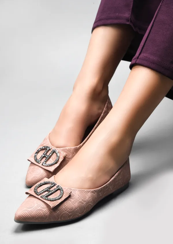 Peek_Class_Peach_Trendy_Pointed_Toe
