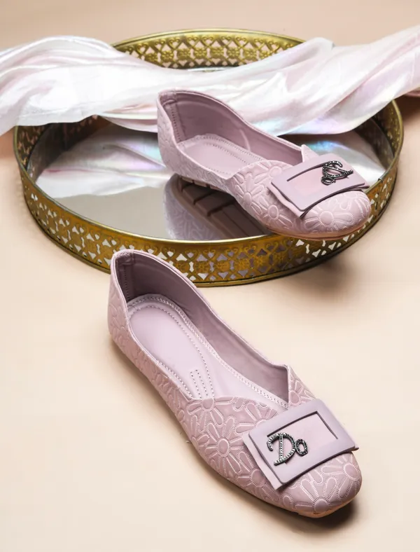 Peek_Prime_Pink_Casual_Women_Bellies