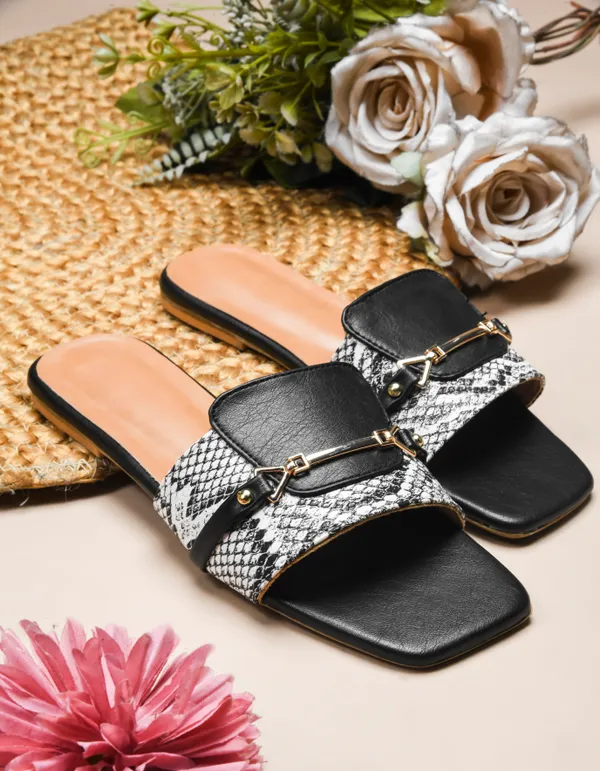 Peek_Elegant_Black_Comfort_Women_Flats