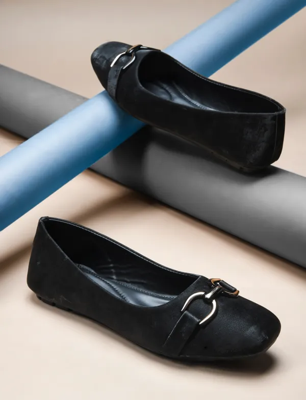 Peek_Vogue_Black_Casual_Women_Bellies
