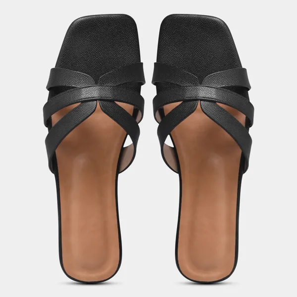 Peek_Supermodel_Black_Casual_Slippers