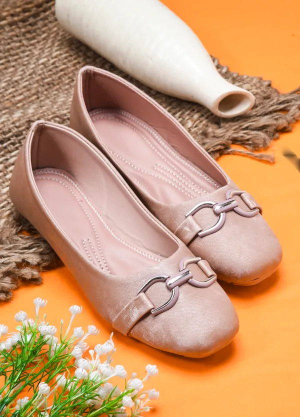 Peek_Vogue_Peach_Casual_Women_Bellies