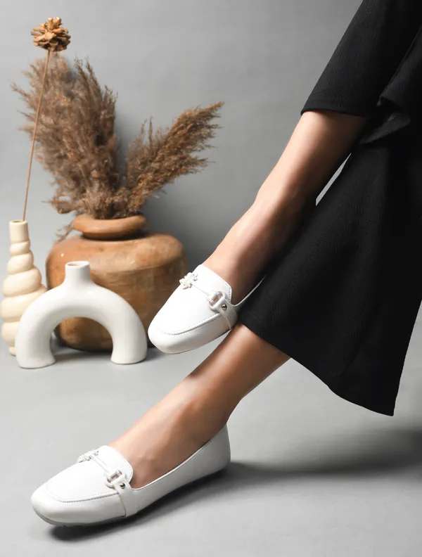 Peek_Helm_White_Designer_Bellies_for