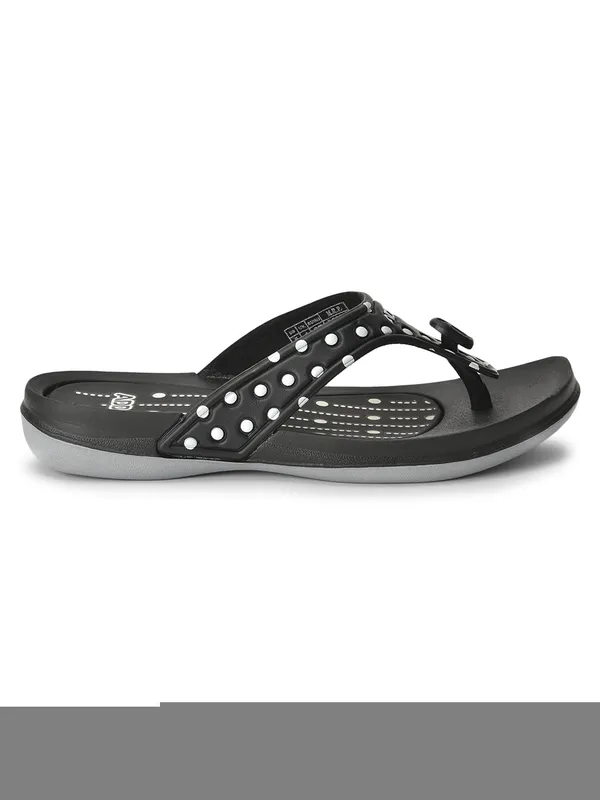 Black_Lightweight_Trendy_Design_EVA_Polka-Dot_Thong_Flip-Flop_For_Women