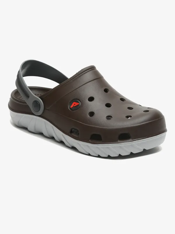 Brown_Lightweight_Trendy_Design_EVA_Solid_Clogs_For_Men