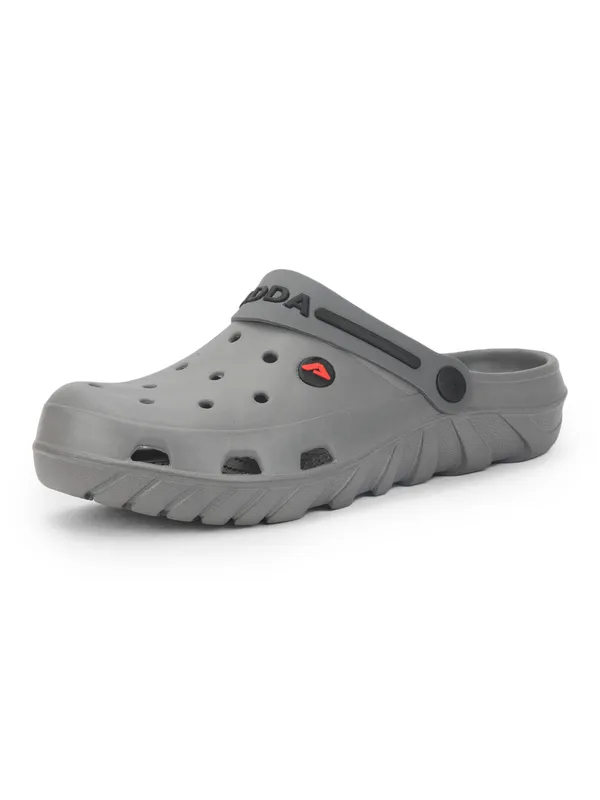 Grey_Lightweight_Trendy_Design_EVA_Solid_Clogs_For_Men