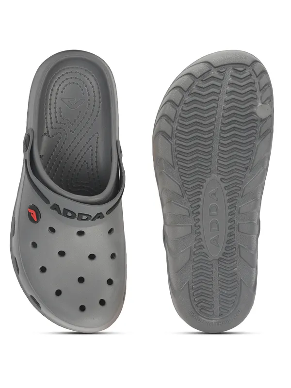 Grey_Lightweight_Trendy_Design_EVA_Solid_Clogs_For_Men