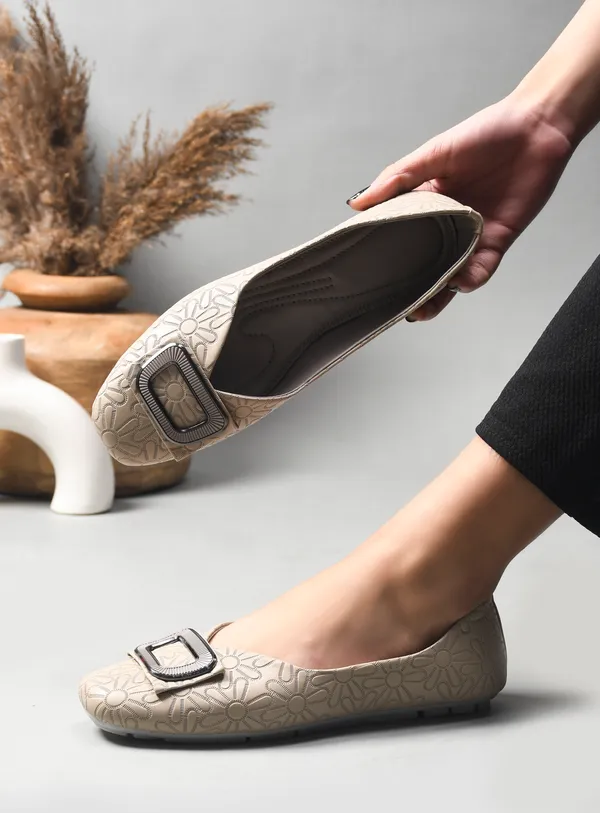 Peek_Soul_Khaki_Fashionable_Women_Bellies