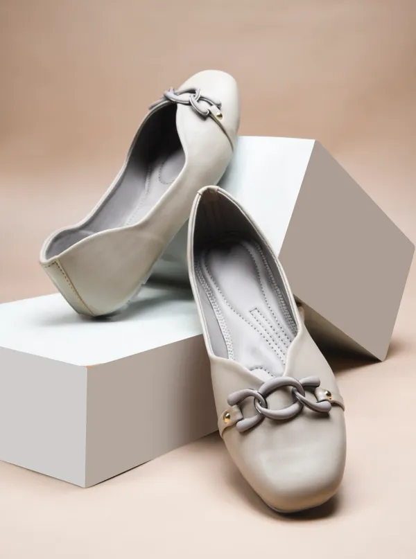Peek_Victoria_Khaki_Women_Bellies