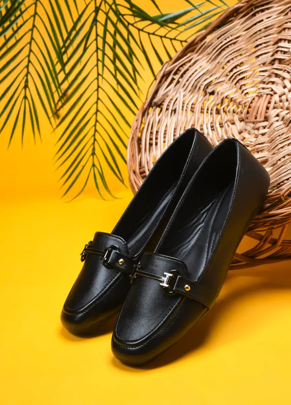Peek_Helm_Black_Designer_Bellies_for