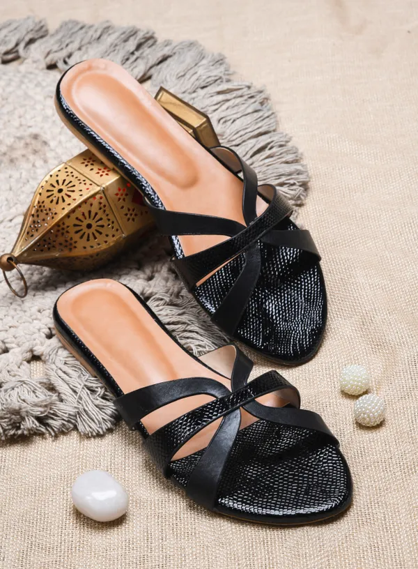 Peek_Venice_Black_Premium_Women_Slipper