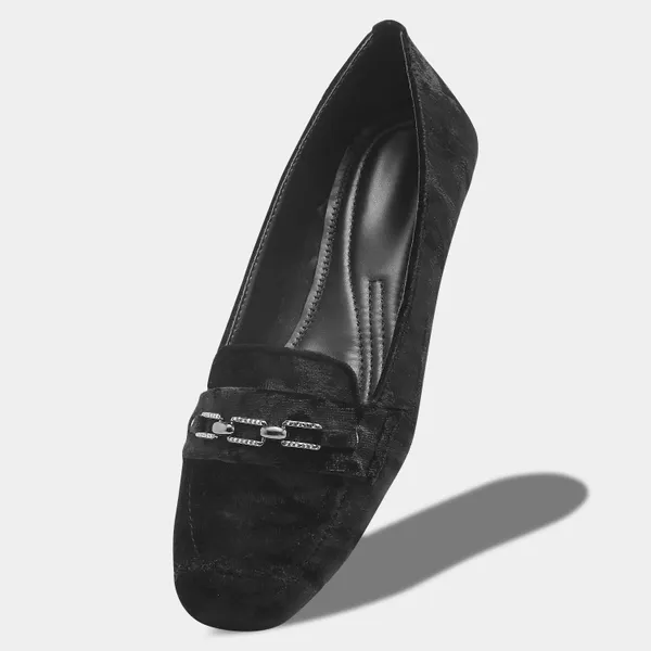Peek_Aura_Black_Women_Classic_Bellies