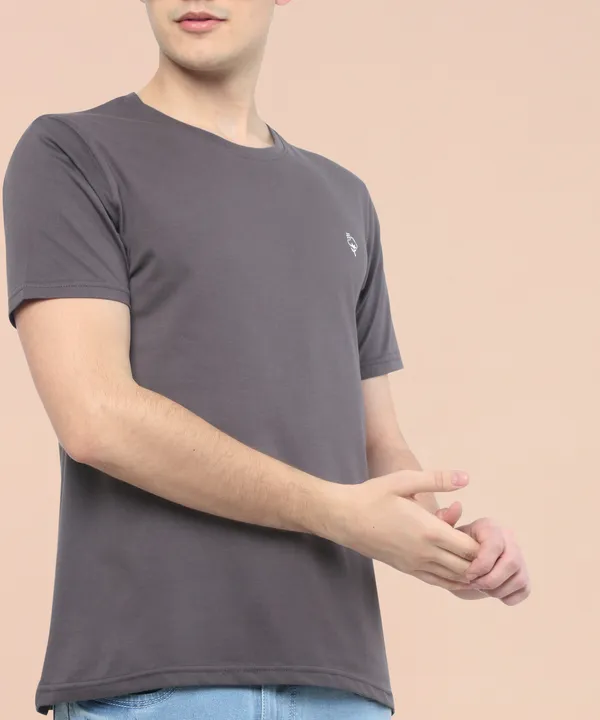 Grey_Cotton_Blend_Solid_T-Shirt_For_Men