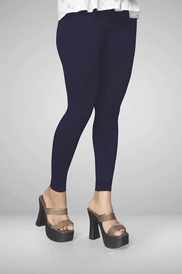 Dark_Blue_Cotton_Blend_Solid_Legging_For_Women