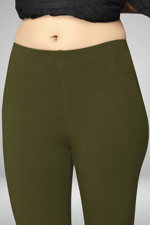 Light_Green_Cotton_Blend_Solid_Legging_For_Women