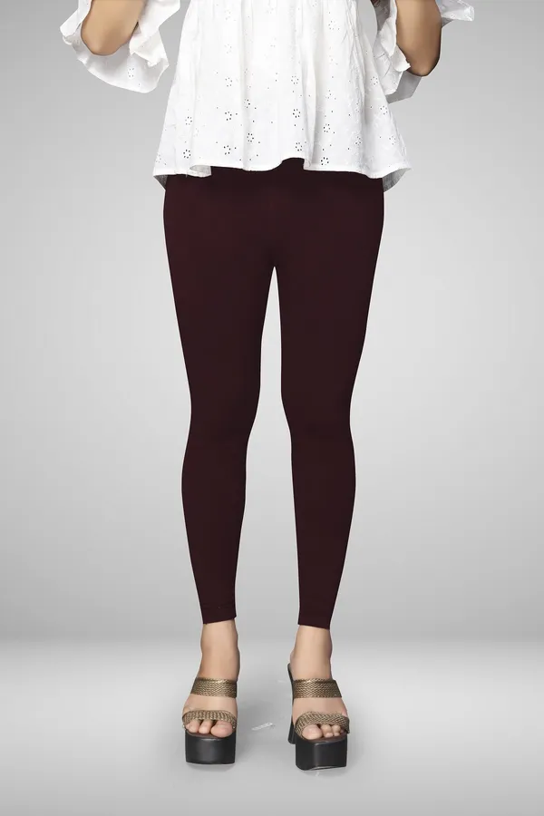 Maroon_Cotton_Blend_Solid_Legging_For_Women