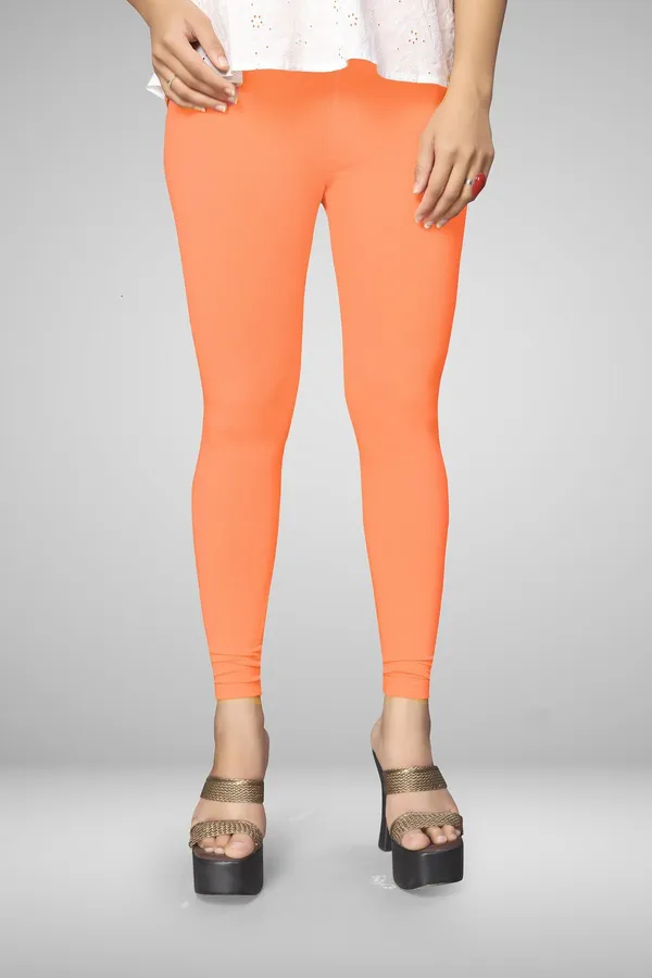 Peach_Blend_Solid_Legging_For_Women